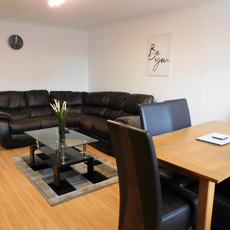 2 Bed Apt On Quiet Cul-De-Sac, Fab Location Paisley Kültér fotó